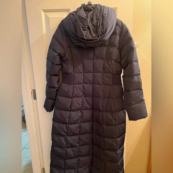 Cole Haan Women's Black Long Puffer Jacket - Picture 4 of 4